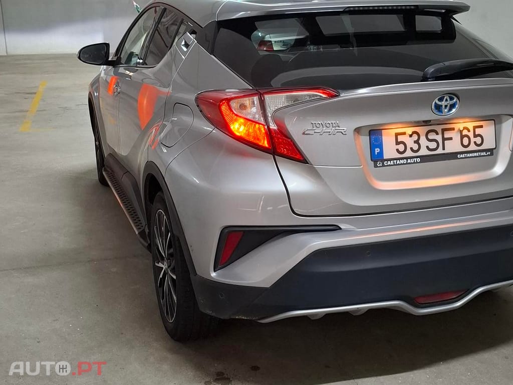 Toyota C-HR 1.8 Hybrid Exclusive