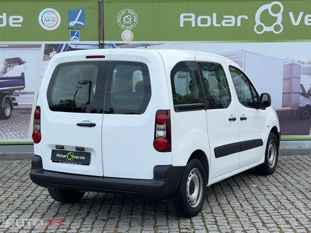 Peugeot Partner 1.6 HDI  5 LUGARES