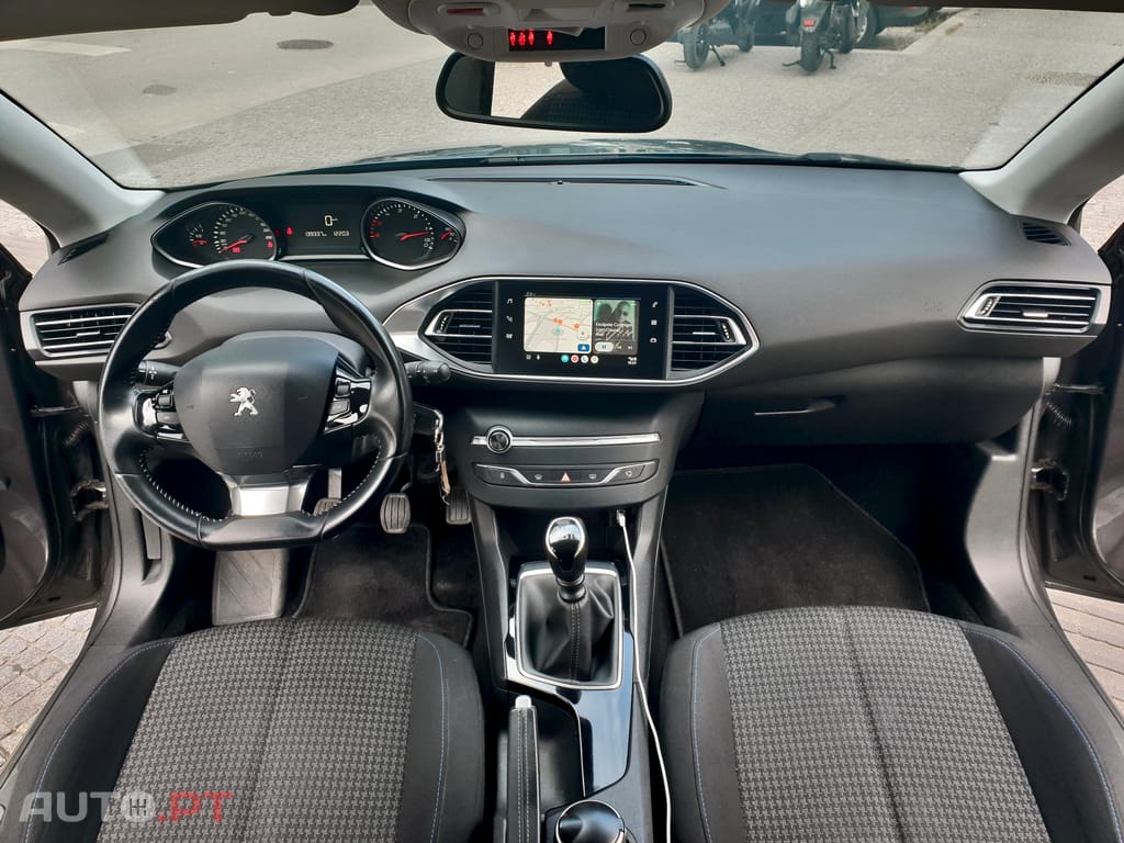 Peugeot 308 1.5 BlueHDi Style