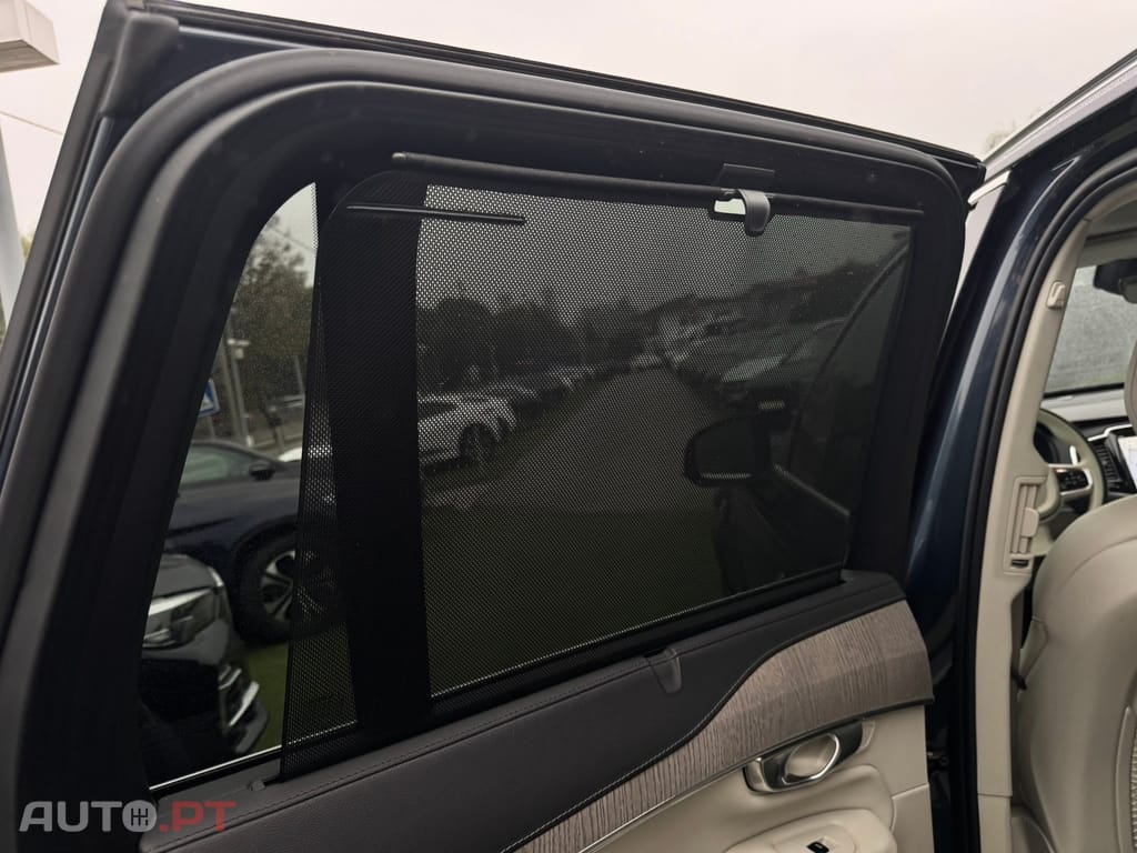 Volvo XC90 2.0 T8 PHEV Plus Bright AWD