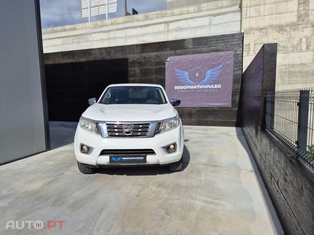 Nissan Navara 2.3 dCi CD 4WD Acenta