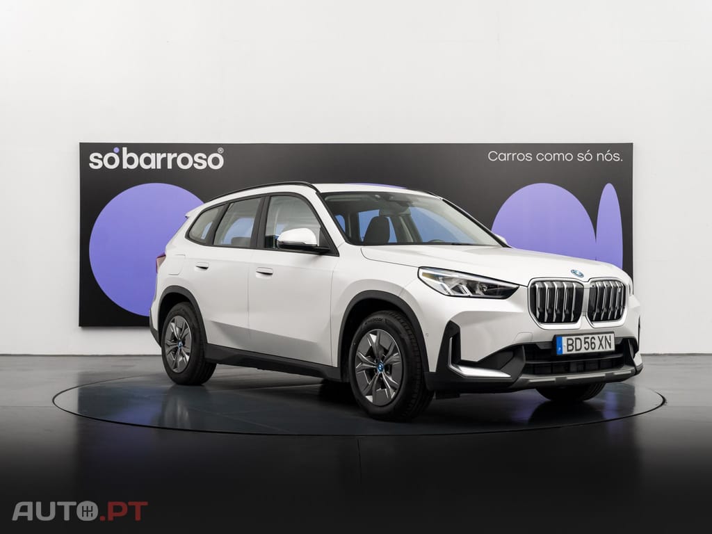 BMW iX1 xDrive30