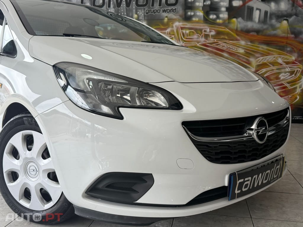 Opel Corsa Outro