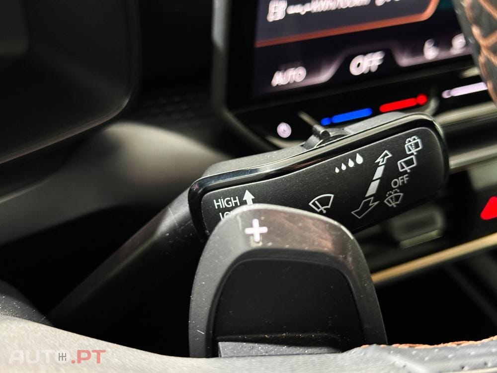 Cupra Formentor 1.5 e-Hybrid DSG VZ Black Edition