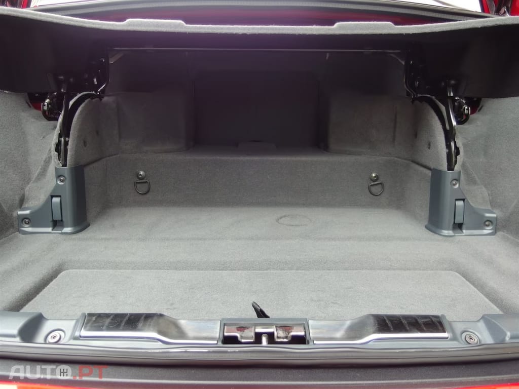 Ferrari California 4.3 V8 30