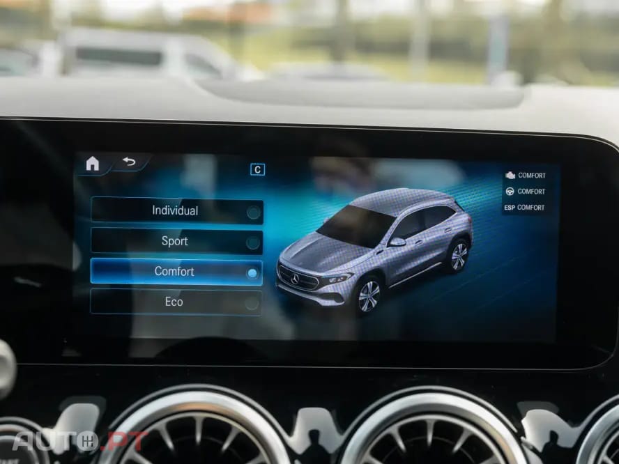 Mercedes-Benz EQA 250 AMG Line