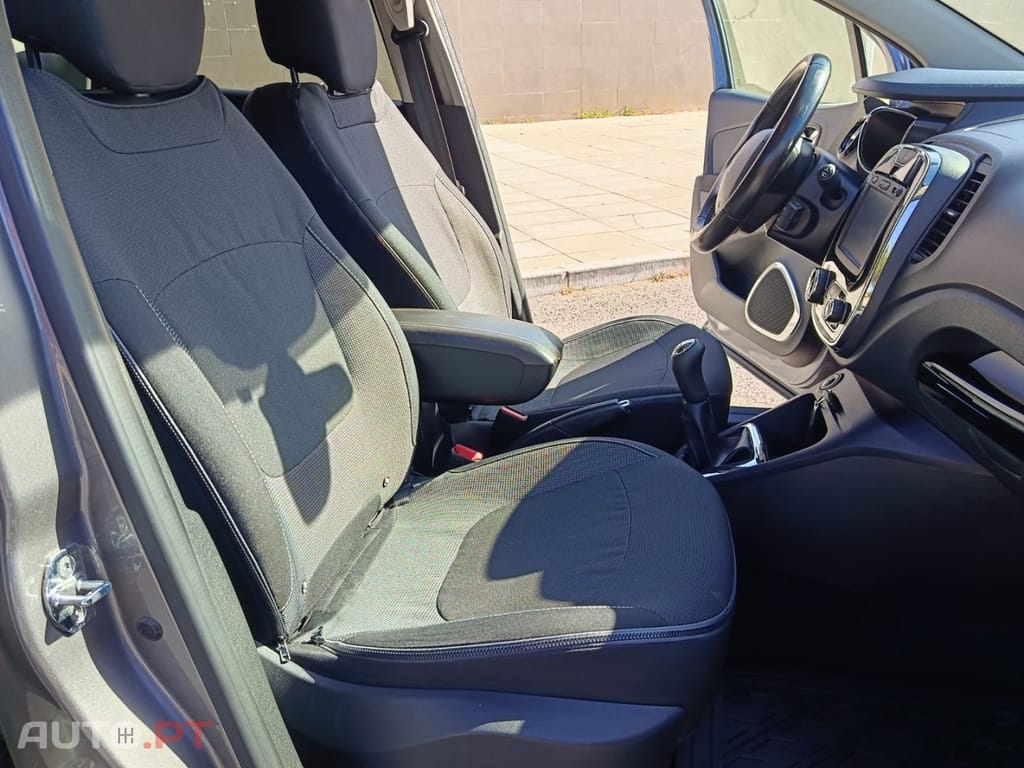 Renault Captur 1.5 dCi Exclusive C/Pneu