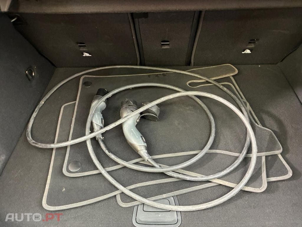 Mercedes-Benz A 250 e EQ POWER 8G-DCT Progressive Line