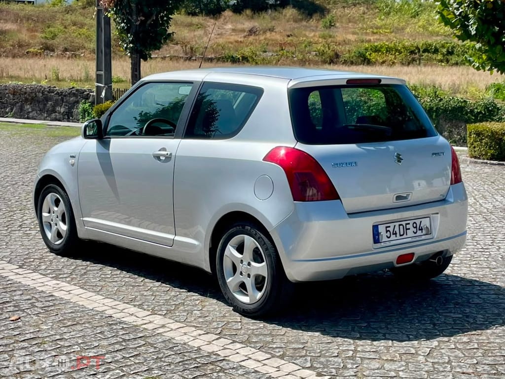 Suzuki Swift 1.3 DDiS GL