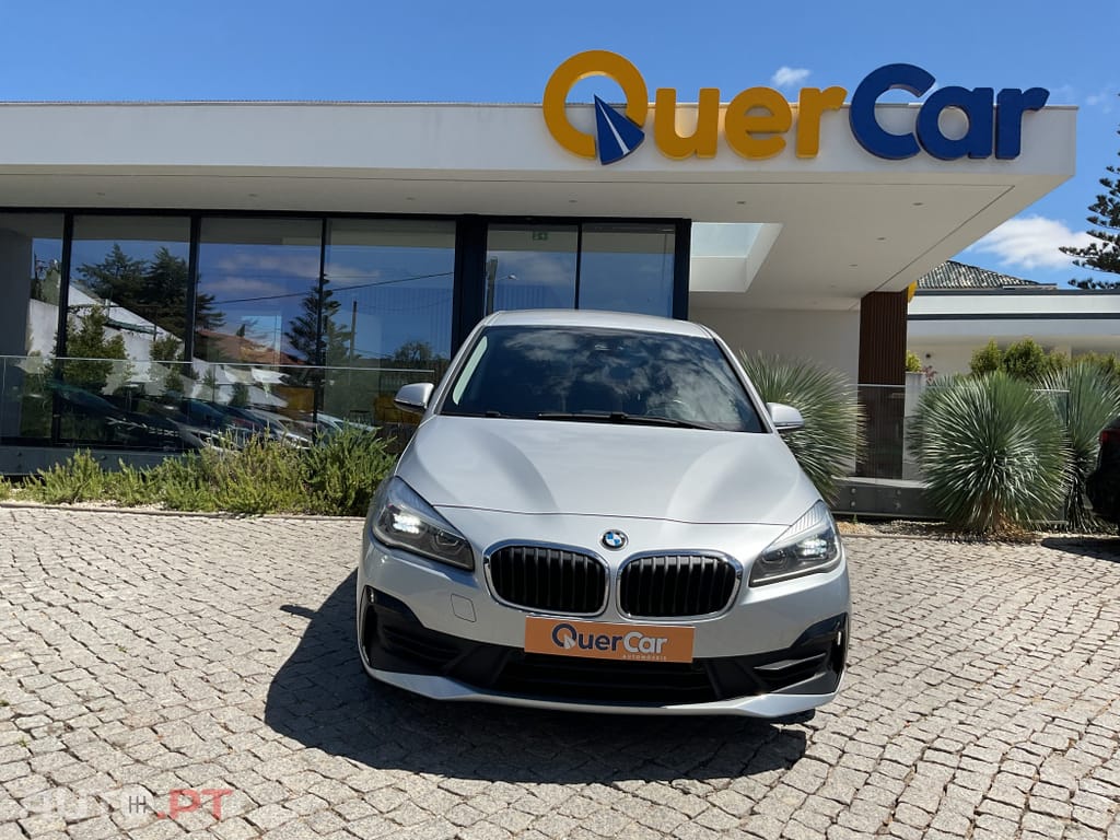 BMW 216 i 7L