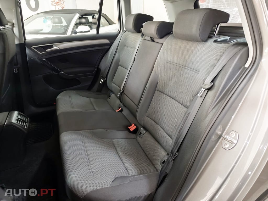 Volkswagen Golf Variant 1.6 TDi Sportline DSG