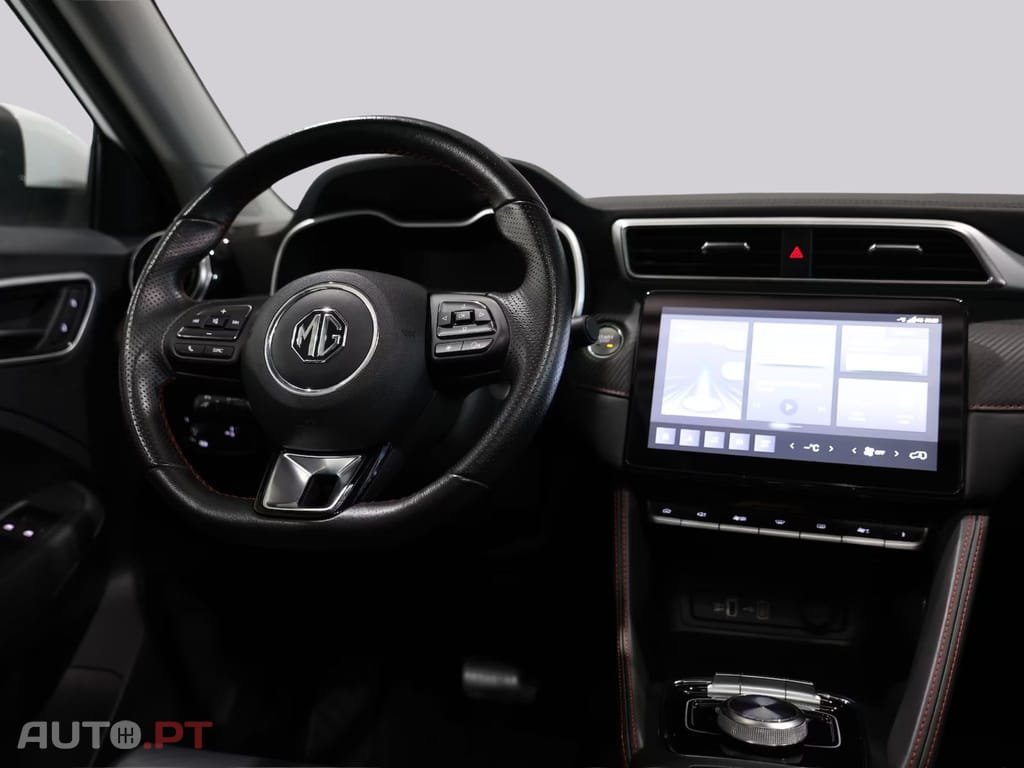 MG ZS EV MAXIMAL LUXURY I.V.A DEDUTIVEL 