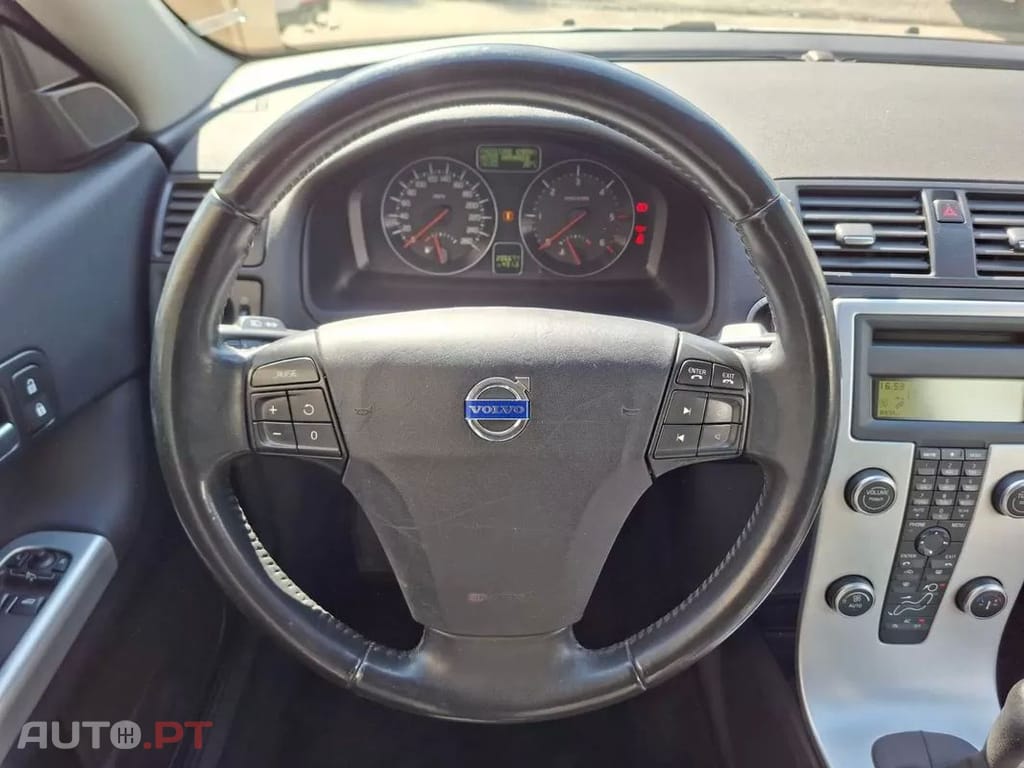 Volvo C30  Drive Momentum