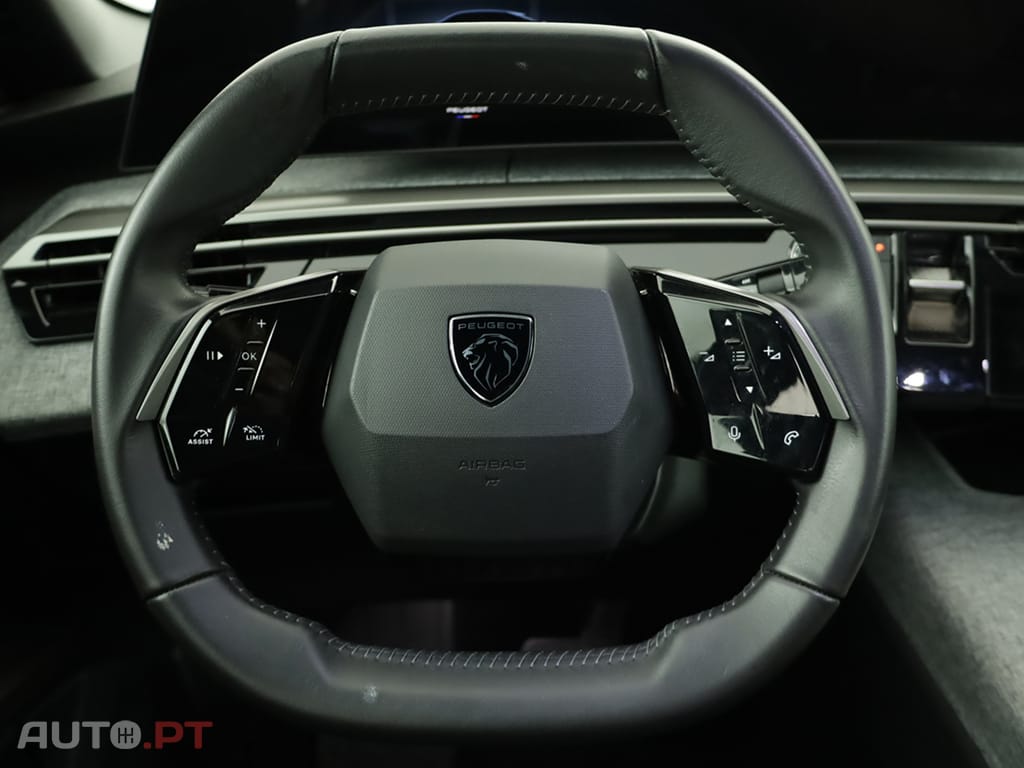 Peugeot 3008 3008 1.2 Hybrid Allure e-DCS6