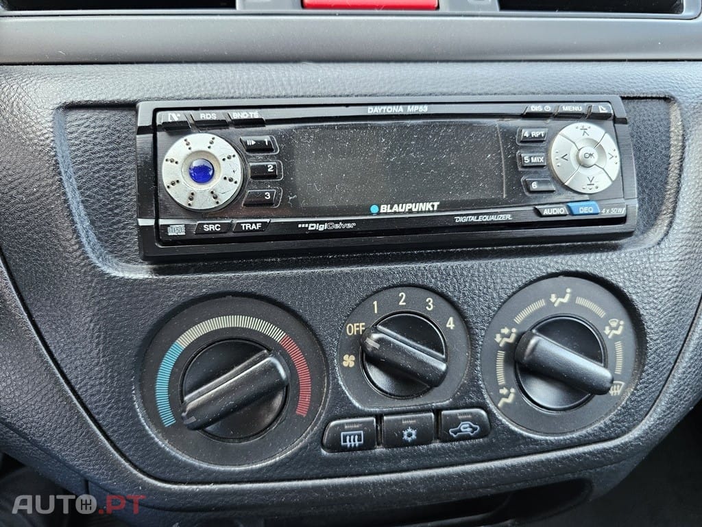 Mitsubishi Lancer SW 1.6 Intense GPL