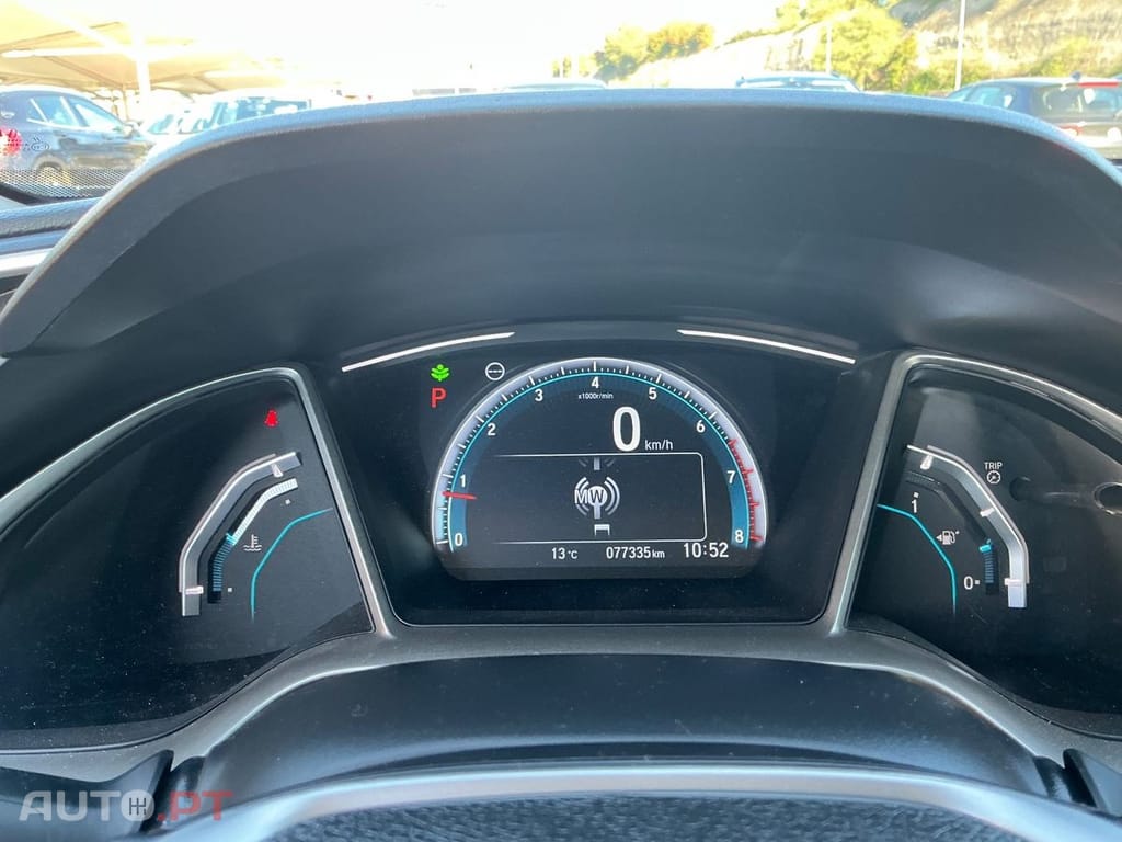 Honda Civic 1.5 i-VTEC Executive CVT