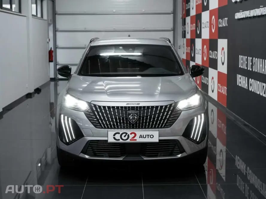 Peugeot 2008 1.2 Hybrid Allure e-DCS6