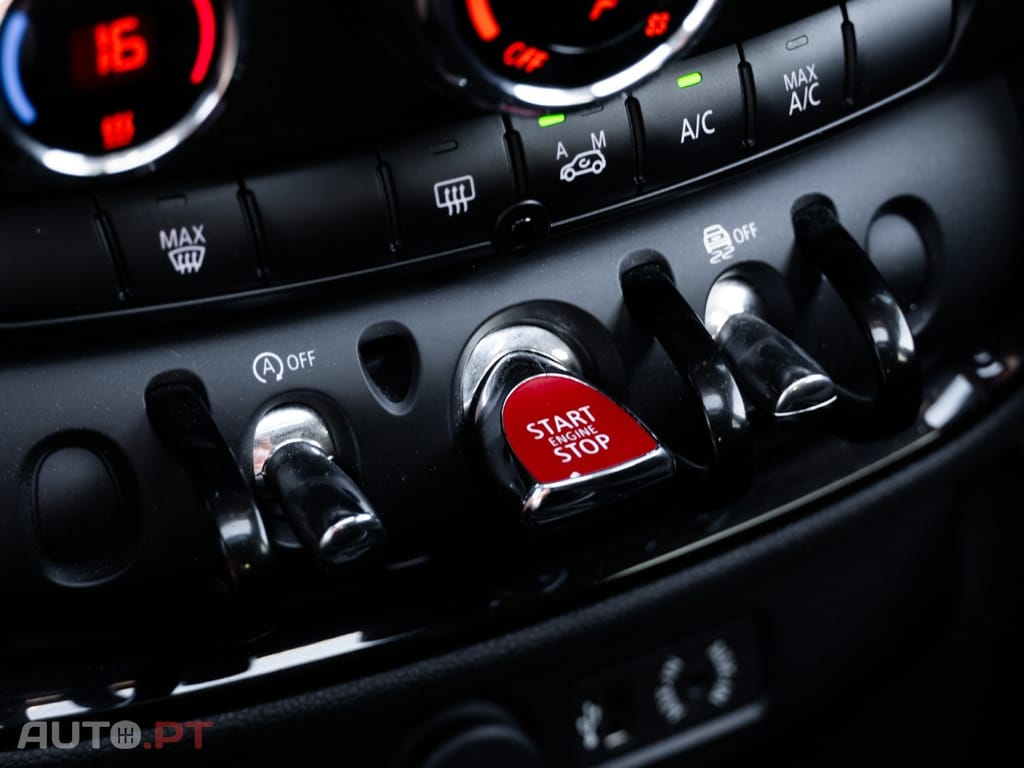MINI Clubman One D