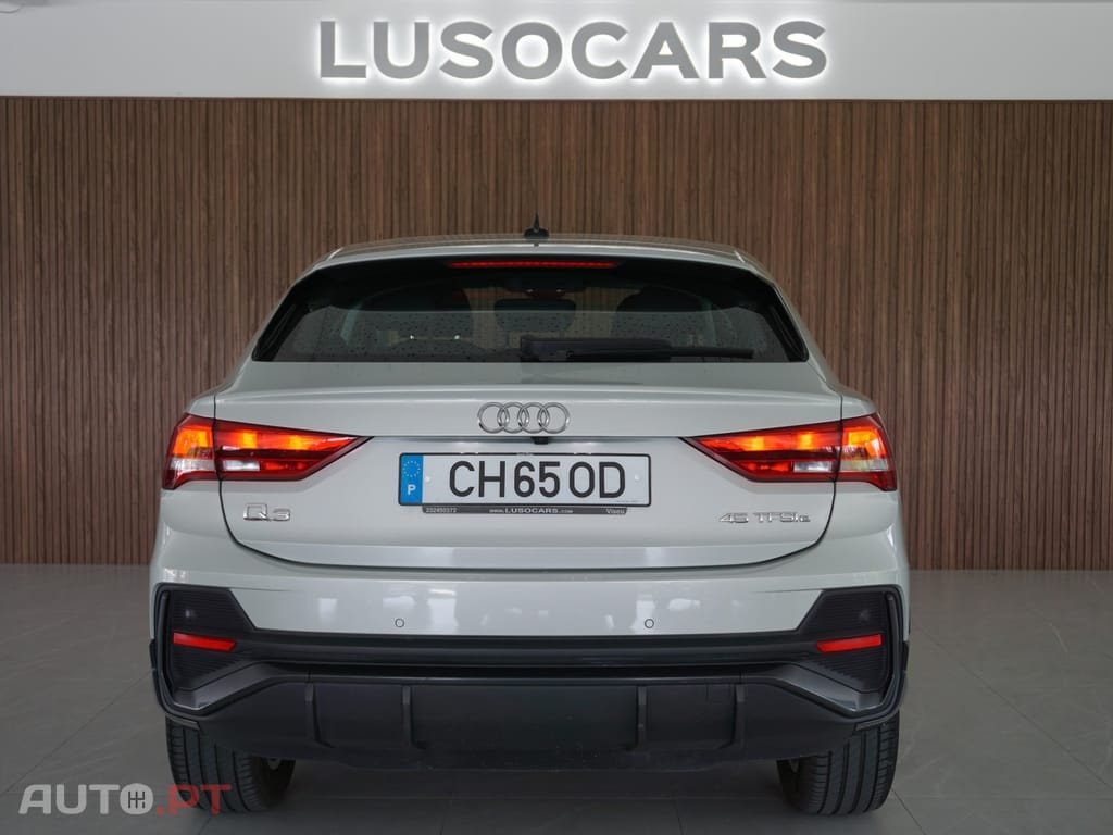 Audi Q3 45 TFSIe S tronic