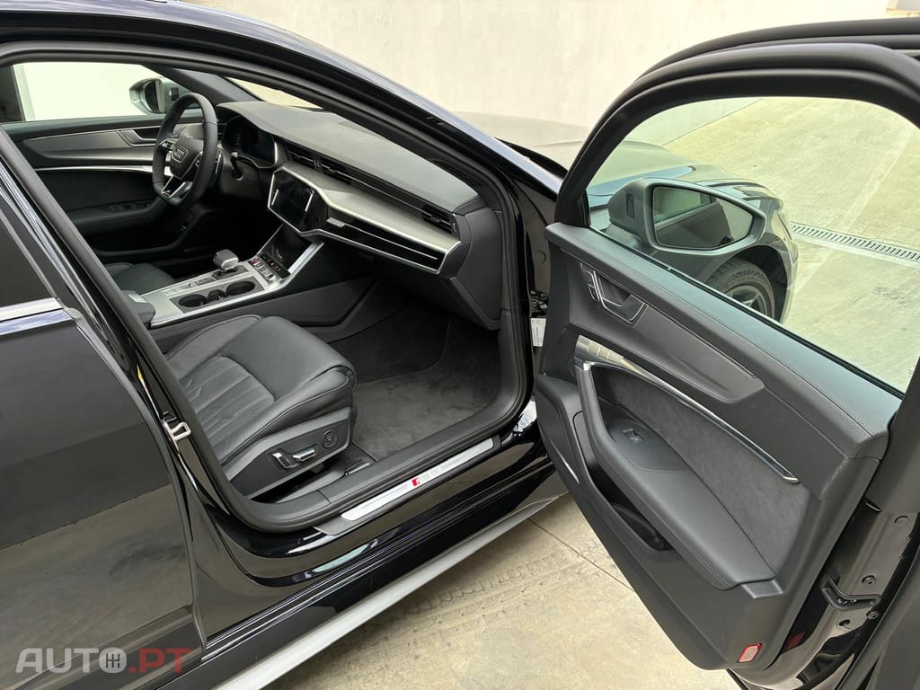 Audi RS6 Avant 4.0 TFSI Performance quattro Tiptronic