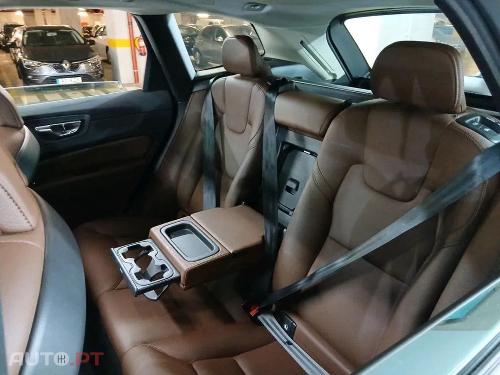 Volvo XC60 2.0 T8 PHEV Inscription AWD