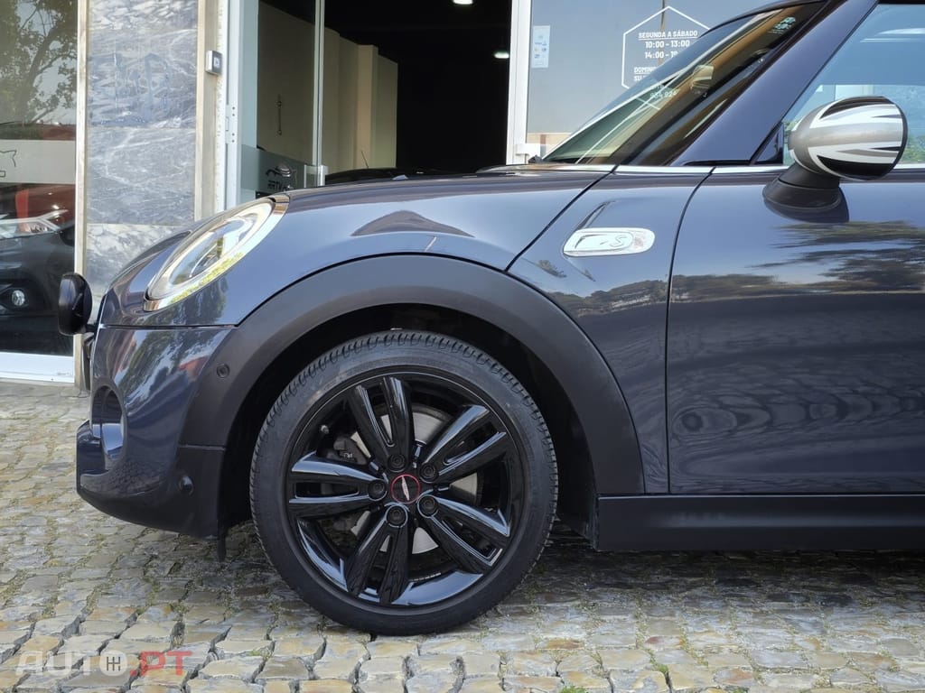 MINI Cooper Cooper SD