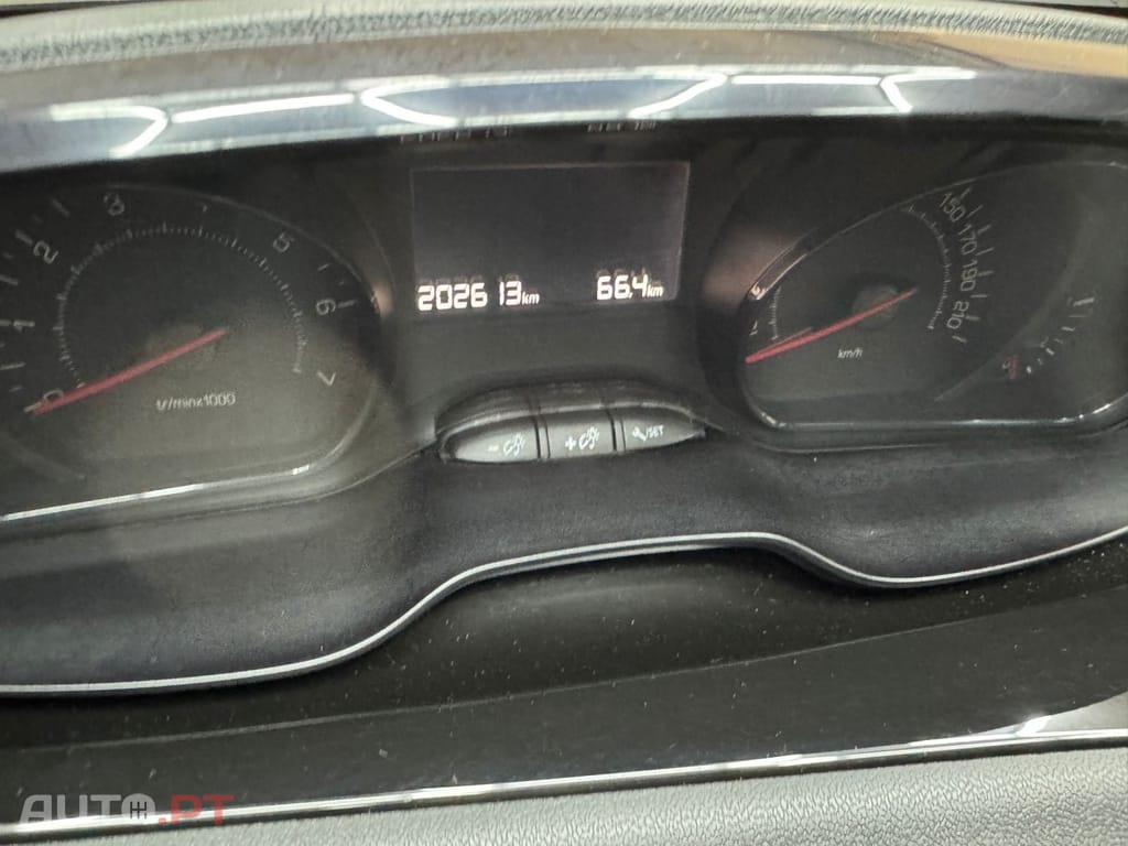 Peugeot 208 1.0 VTi Access