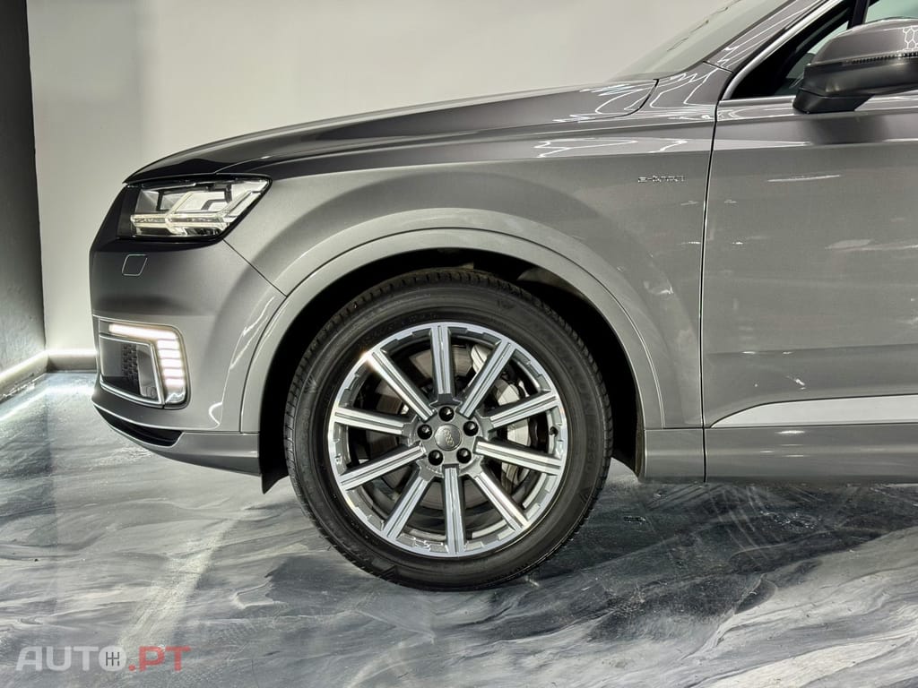 Audi Q7 3.0 TDi E-tron quattro Tiptronic
