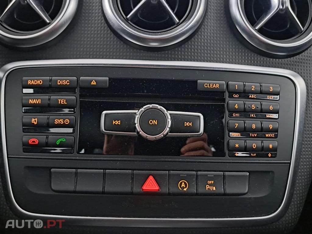 Mercedes-Benz A 180 d AMG Line