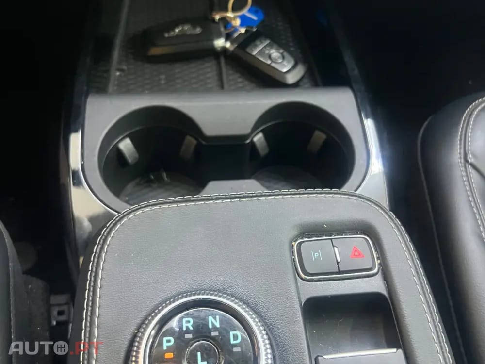 Ford Mustang Mach-E AWD PREMIUM