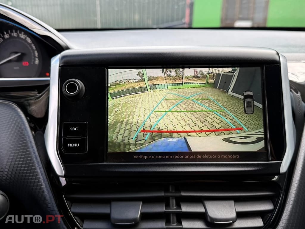 Peugeot 2008 1.2 PureTech Allure EAT6