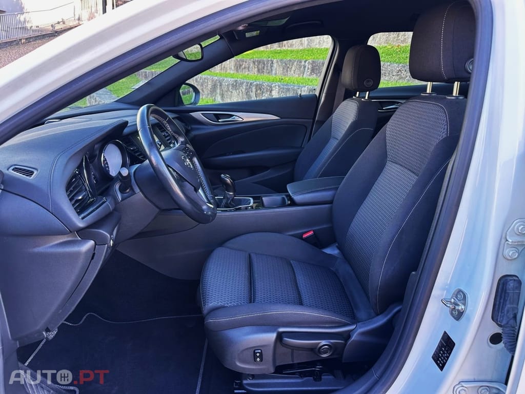 Opel Insignia 1.5 D Business Edition