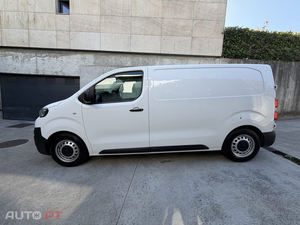 Peugeot Expert 1.5 BlueHDi L2H1 Premium Standard
