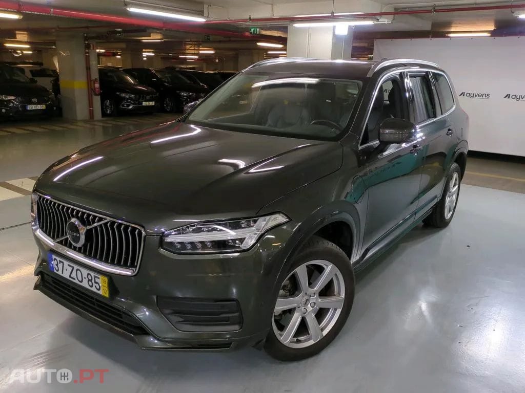 Volvo XC90 2.0 T8 PHEV Momentum Plus AWD