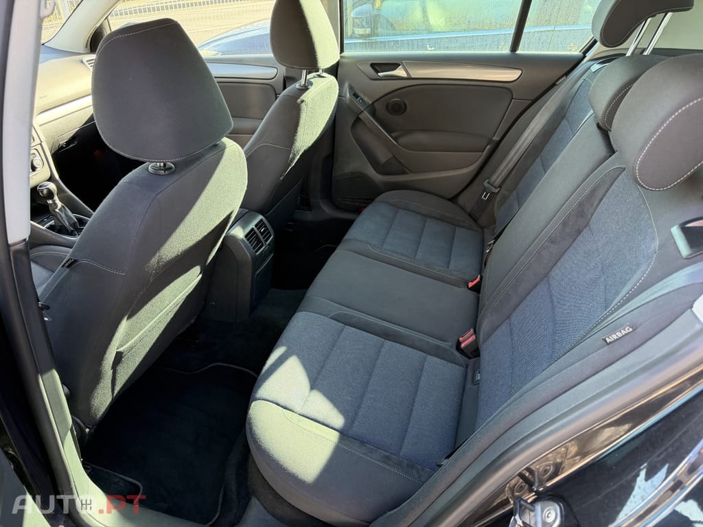 Volkswagen Golf 1.6 TDI DPF BlueMotion Style