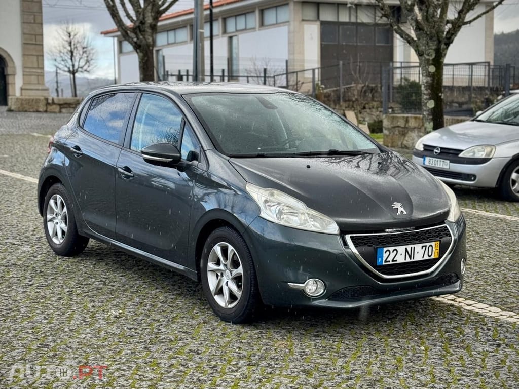 Peugeot 208 1.2 VTi Active
