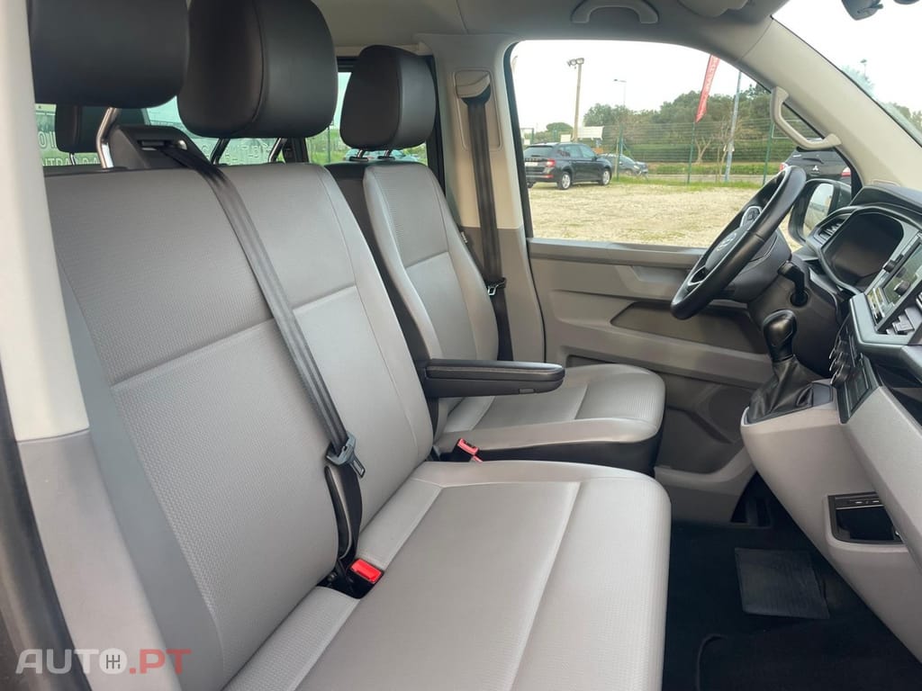 Volkswagen Caravelle 2.0 TDI Comfortline DSG