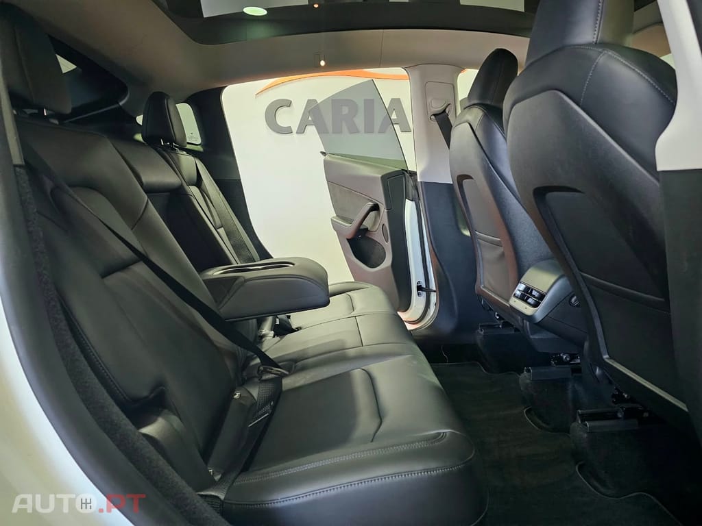 Tesla Model Y Long Range Dual Motor
