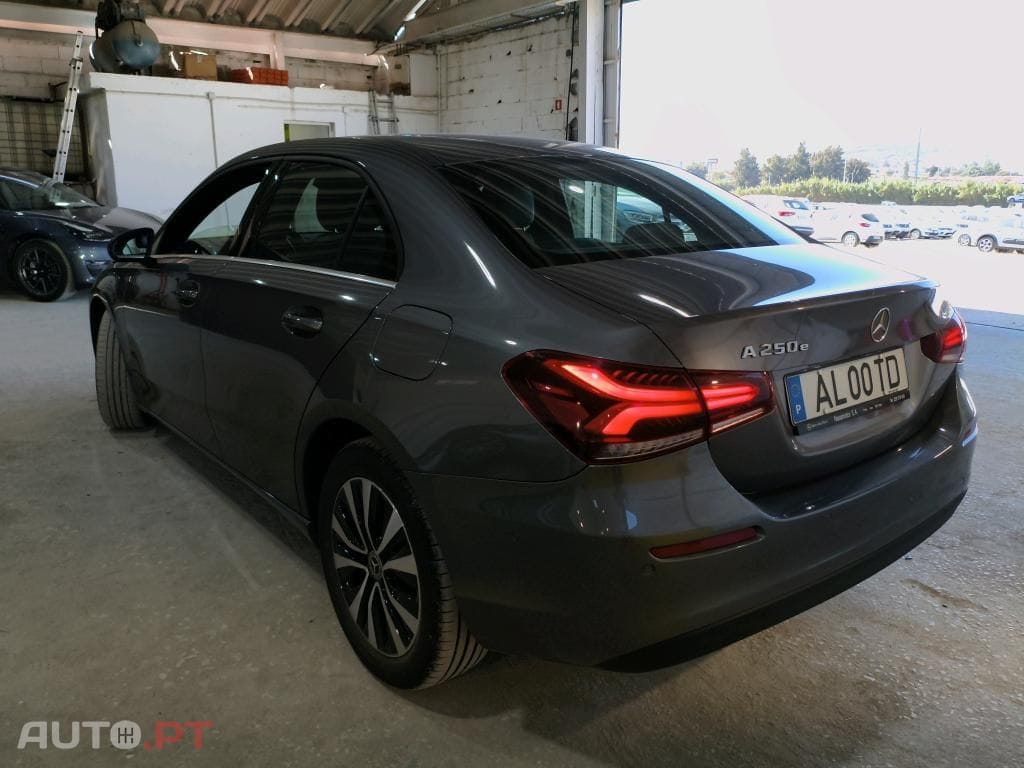 Mercedes-Benz A 250 e Style Plus