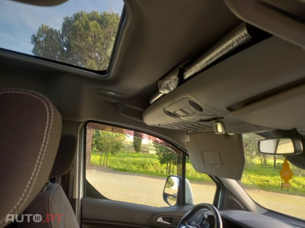 Ford Tourneo Connect Titanium