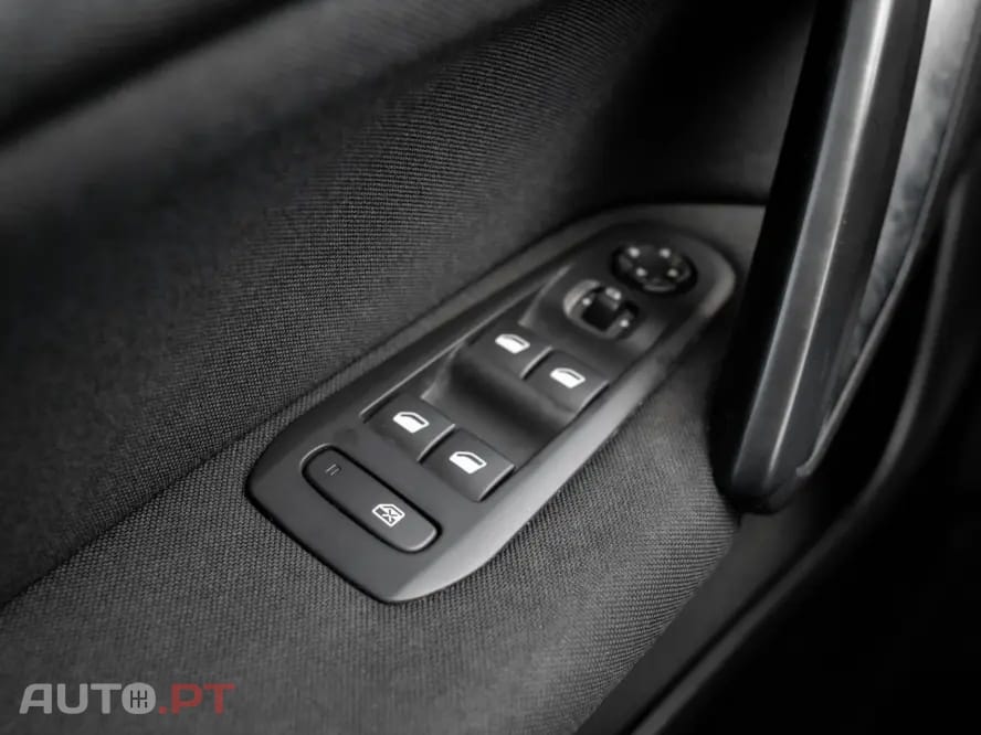 Peugeot 308 1.5 BlueHDi Business Line