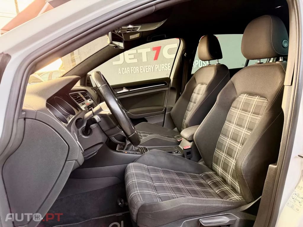 Volkswagen Golf 2.0 TDi GTD