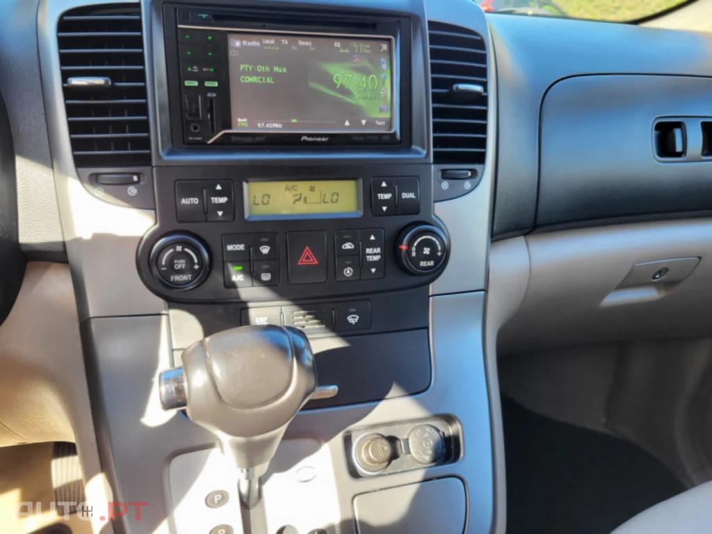 Kia Carnival 2.9 CRDi VGT EX Aut.