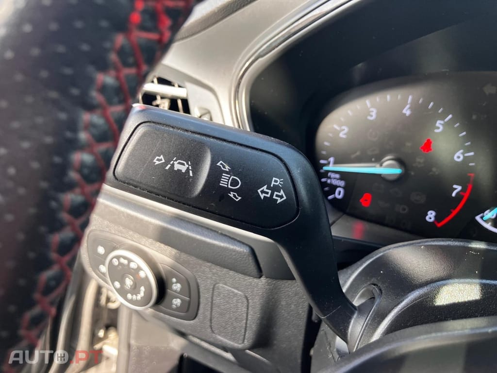 Ford Focus 1.0 EcoBoost S&S ST-LINE
