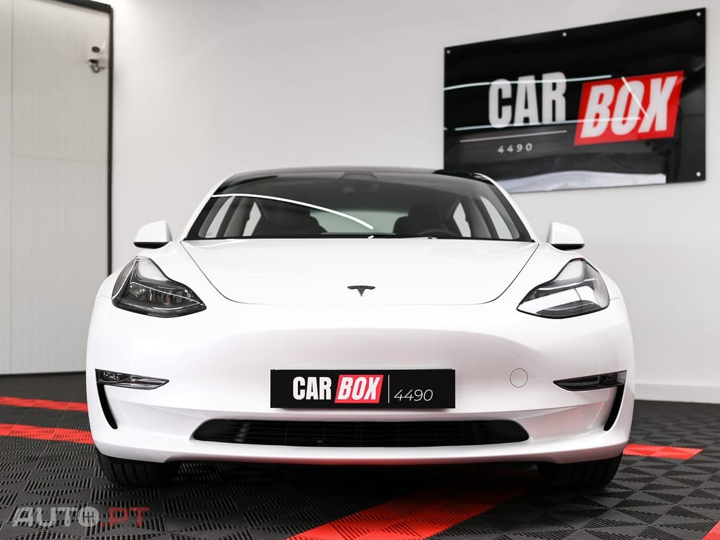 Tesla Model 3 Long Range Tração Integral Premium