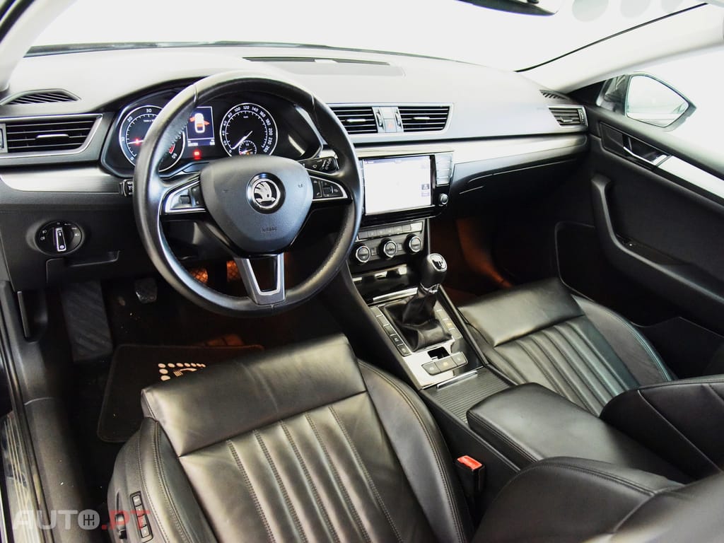 Skoda Superb 2.0 TDI Style