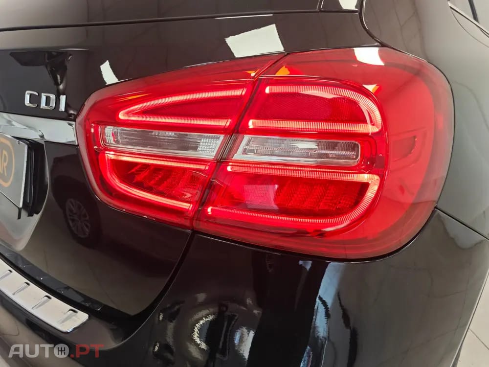 Mercedes-Benz GLA 200 d 4Matic 7G-DCT Urban