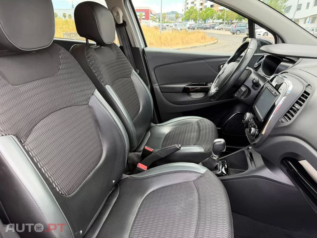 Renault Captur 1.2 TCe Exclusive EDC