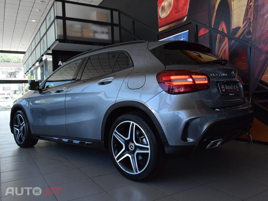Mercedes-Benz GLA 220 d AMG Line