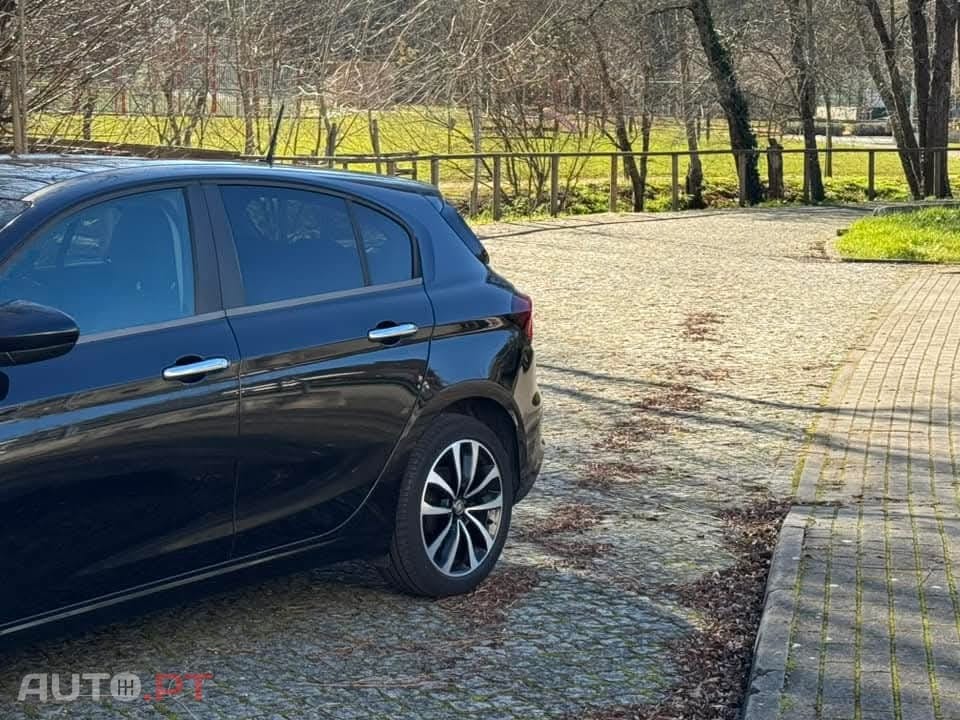 Fiat Tipo 1.3 M-Jet Lounge